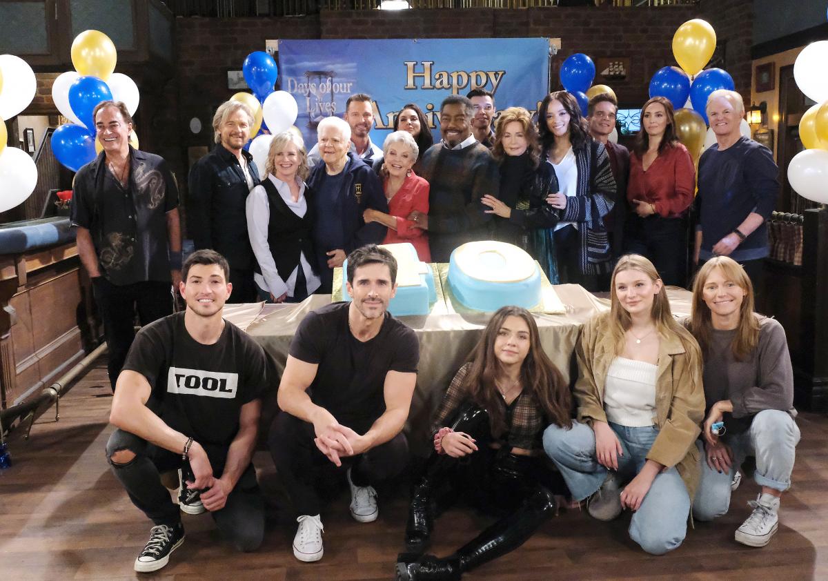 Days cast and production honors James and poses for  a celebratory pic.